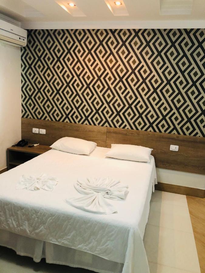 Shelton Palace Hotel Paranavaí エクステリア 写真